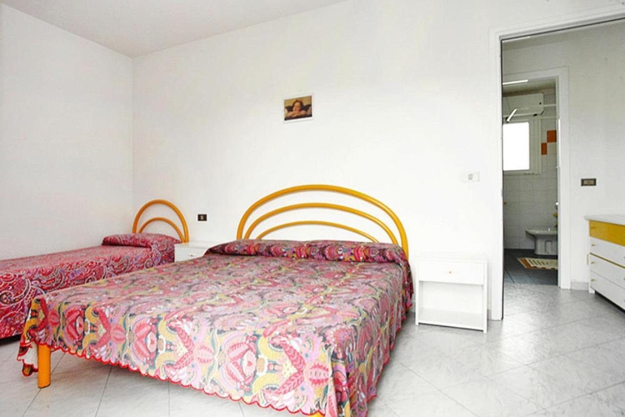 Apartment In Rosolina Mare With A Shared Pool Kültér fotó